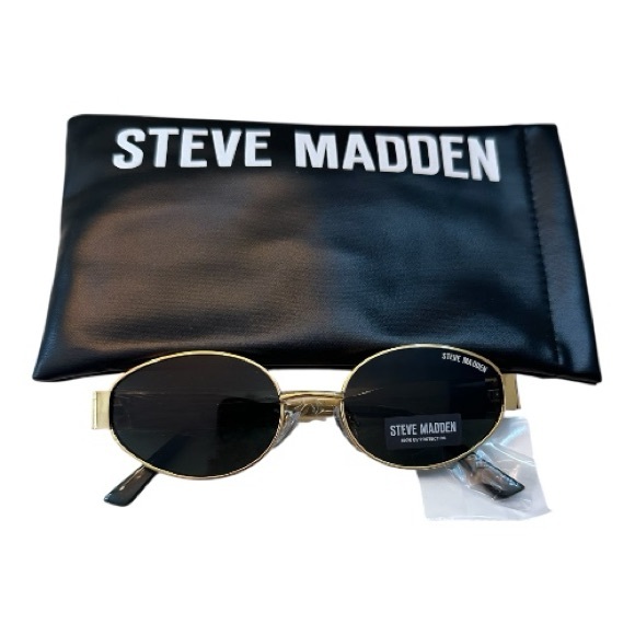 Steve Madden Accessories - Steve Madden Gold and Black Sunglasses